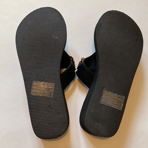 Mixit Rose Gold Wedge Flip Flop Sandals - Picture 5 of 8